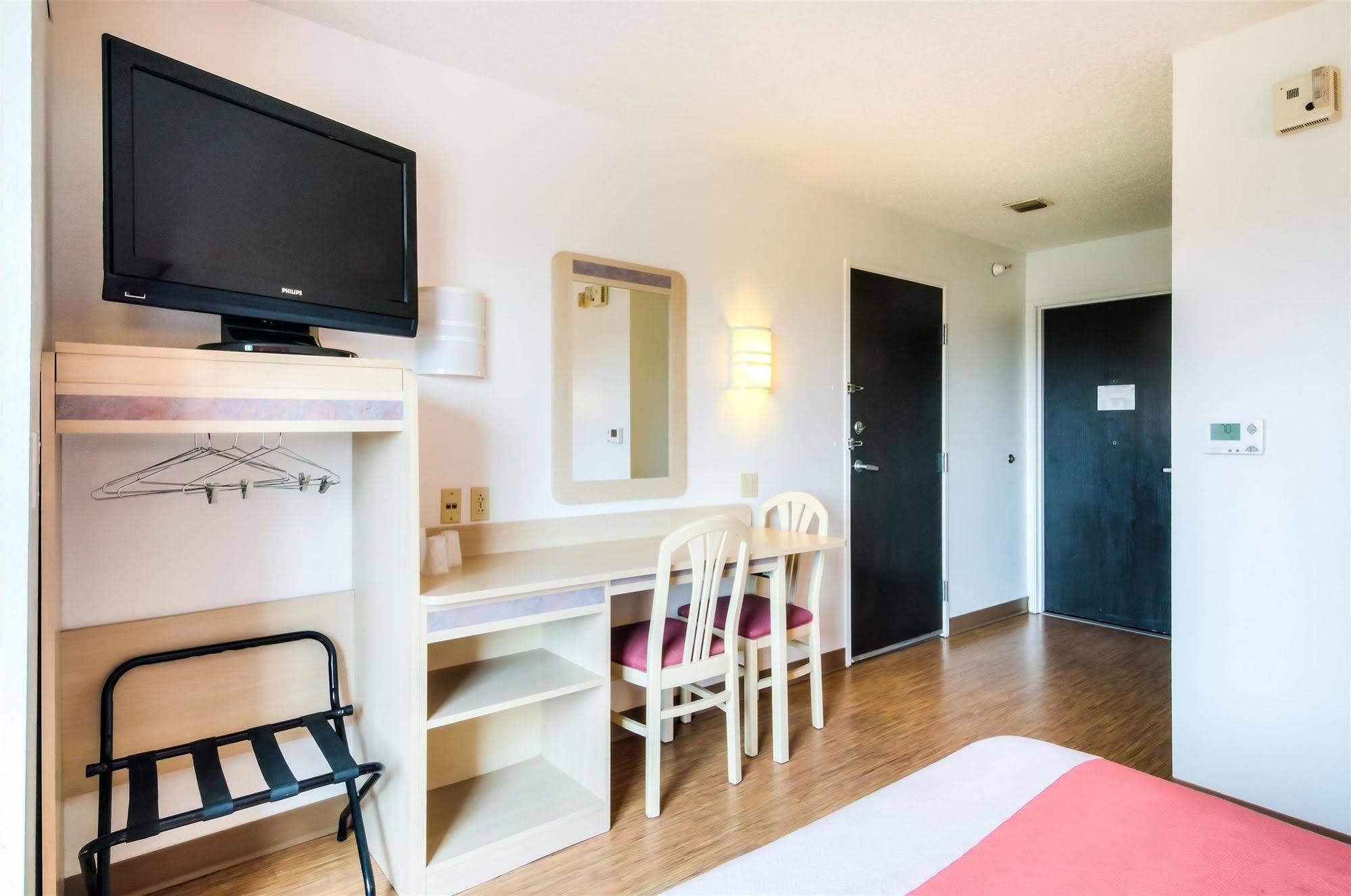 Motel 6-Joliet, Il - Chicago - I-55 Zewnętrze zdjęcie
